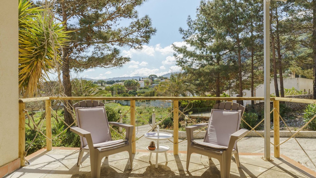 Erice Villa | Beautiful location overlooking the sea.