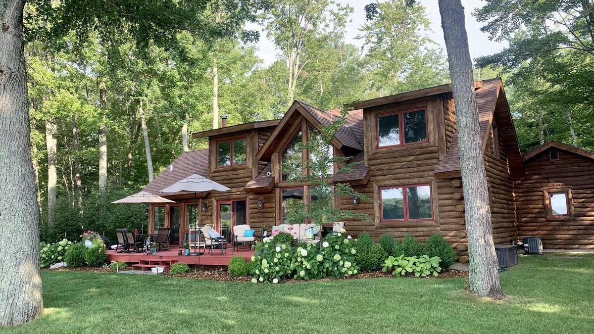 Interlochen Cabin | Beautiful Log Cabin on Peaceful Bass Lake