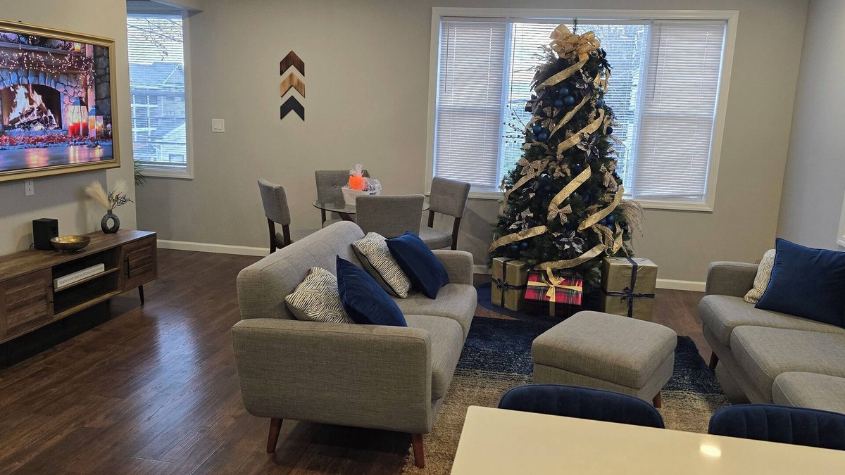 Paterson Apartment | ✔Beautiful Luxury Apartment ✔15 mi from American Dream Mall & Prudential Center.