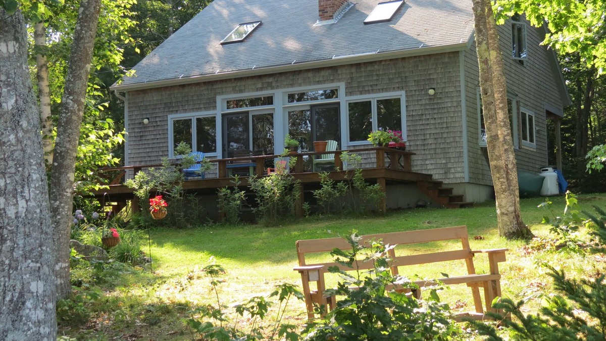 Sorrento Cottage | Beautiful Maine Coast Vacation Cabin