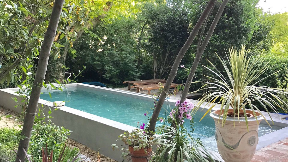 Les Cevennes House | Beautiful mas style house with pool in large wooded park in the city center