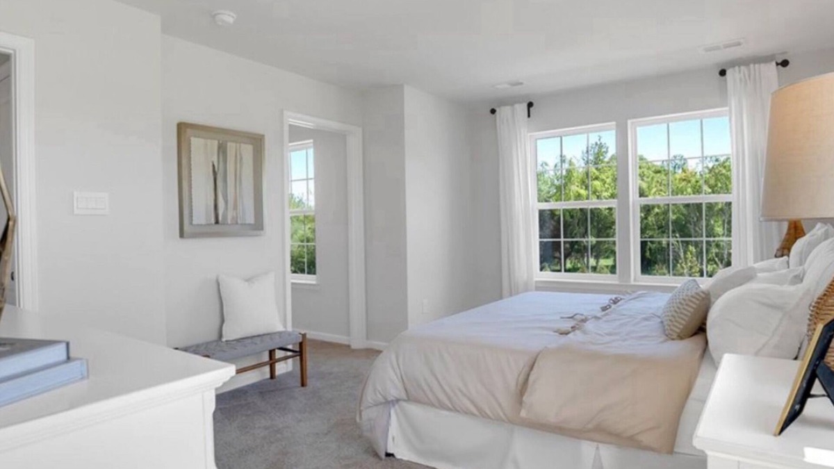 Sicklerville House | Beautiful master bedroom suite w/ King bed and attached bathroom!