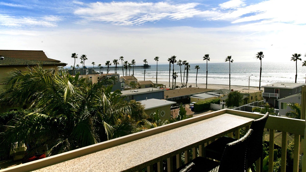 Oceanside Condo | Beautiful minimalist remodel. Ocean & Pier Views, A300 - Pier View Paradise North Coast Village