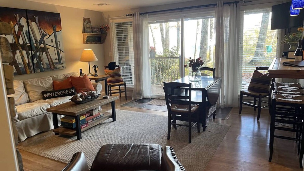 Wintergreen Condo | Beautiful Mountain Condo…Steps to Resort/hiking/restaurants