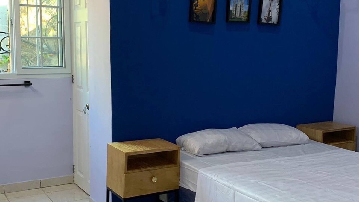Nueva Concepcion House | Beautiful Modern house in small village.