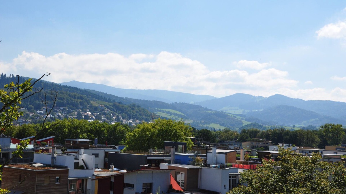 Vauban Apartment | Beautiful, modern 2-bedroom attic apartment in a passive house in the eco-district of Vauban