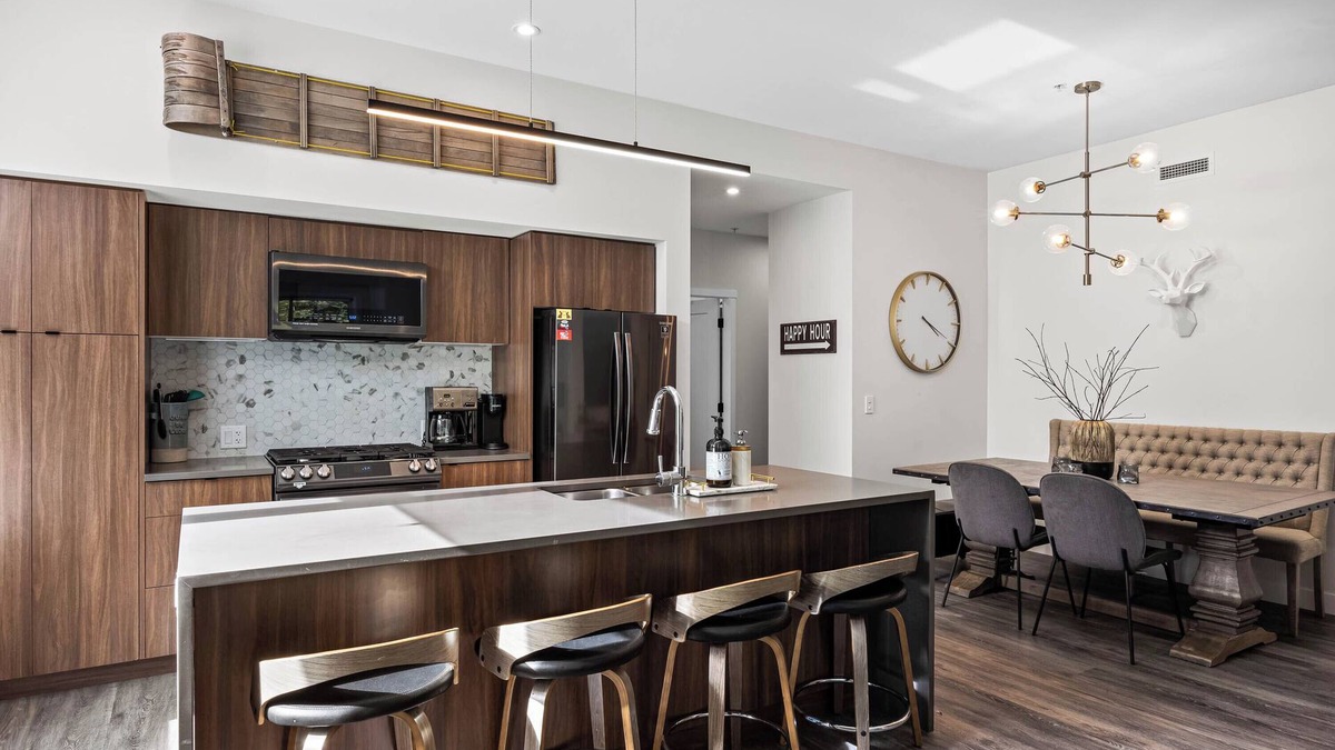 Sun Peaks Condo | Beautiful & Modern, Ski-In Ski-Out