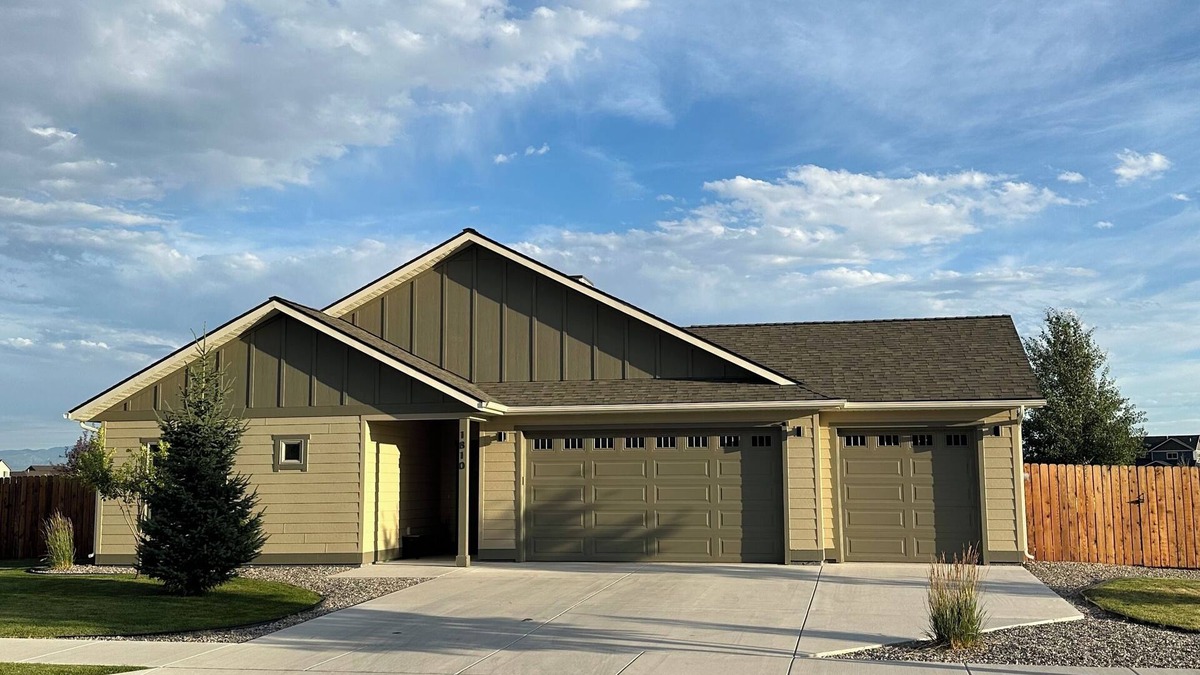 Bozeman House | Beautiful Montana home with panoramic mountain views