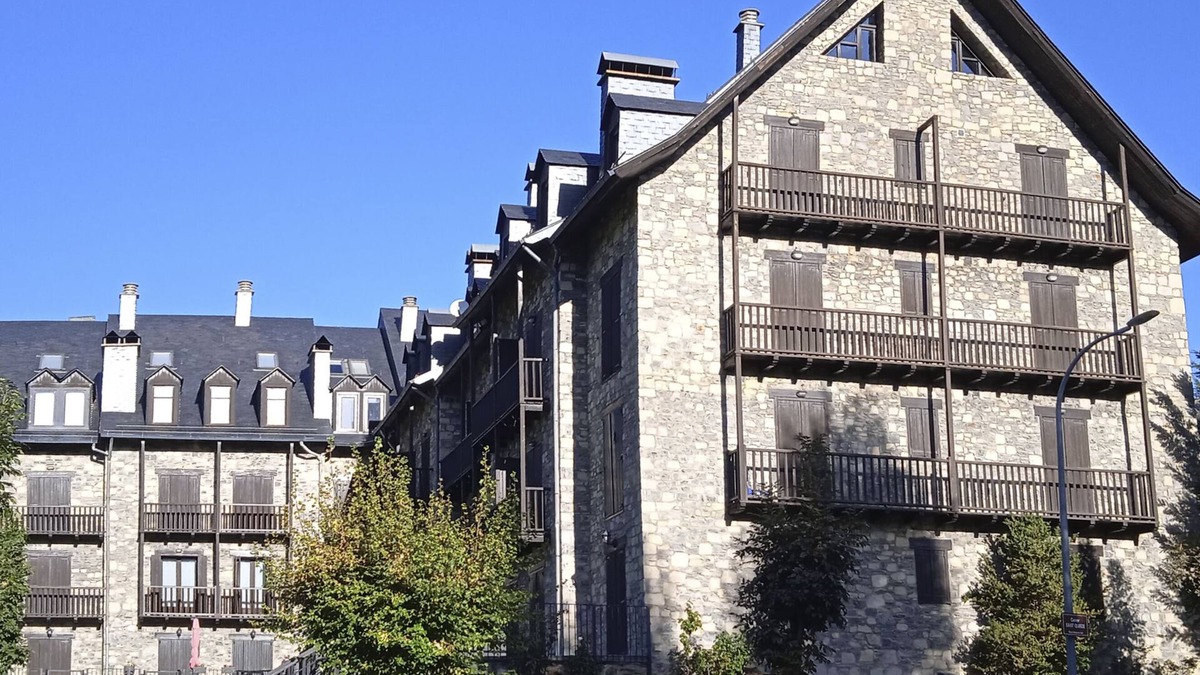 Pla de l'Ermita Apartment | Beautiful mountain apartment in Boi Taull