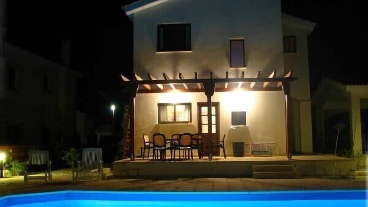 Kouklia Villa | Beautiful Mountain and ocean views, quiet, private