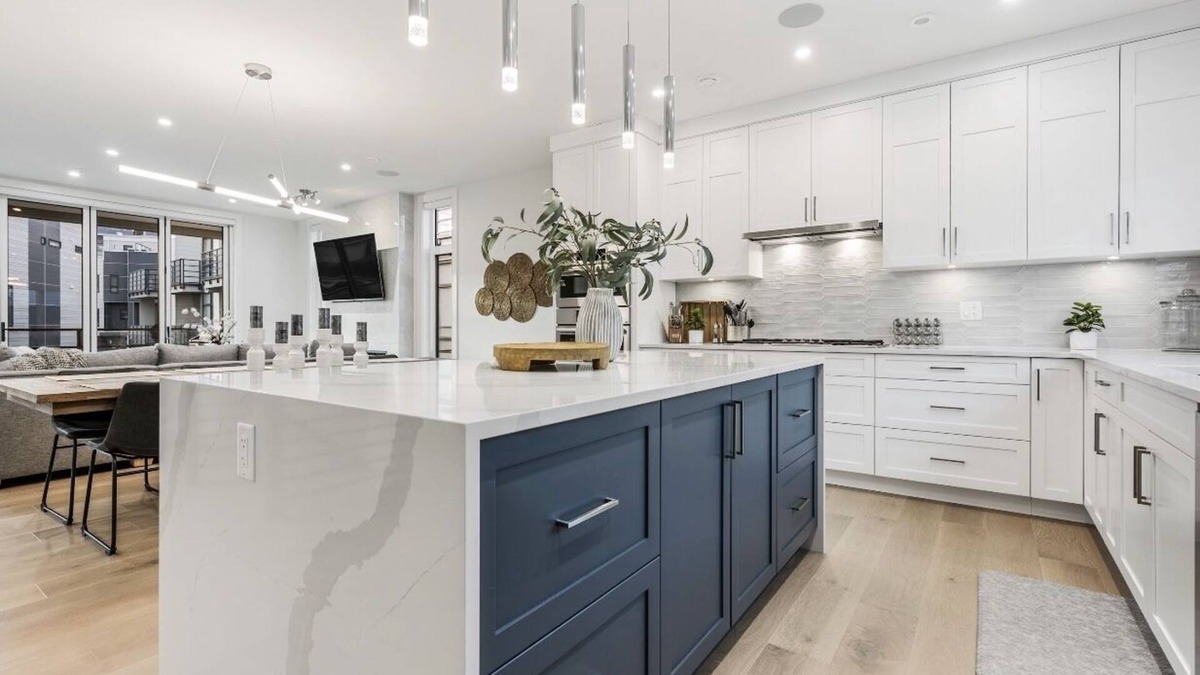 Okanagan-Similkameen House | Beautiful multi bedroom townhouse, next to channel and short walk to beach