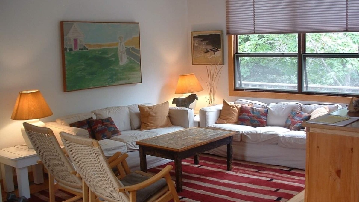 Truro House | Beautiful Multi-Level Contemporary Home in Secluded Location