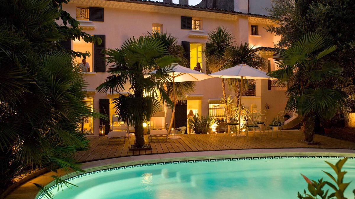 Camps-la-Source House | Beautiful Napoleonic Mansion set in a 1000 year old Provencal Village