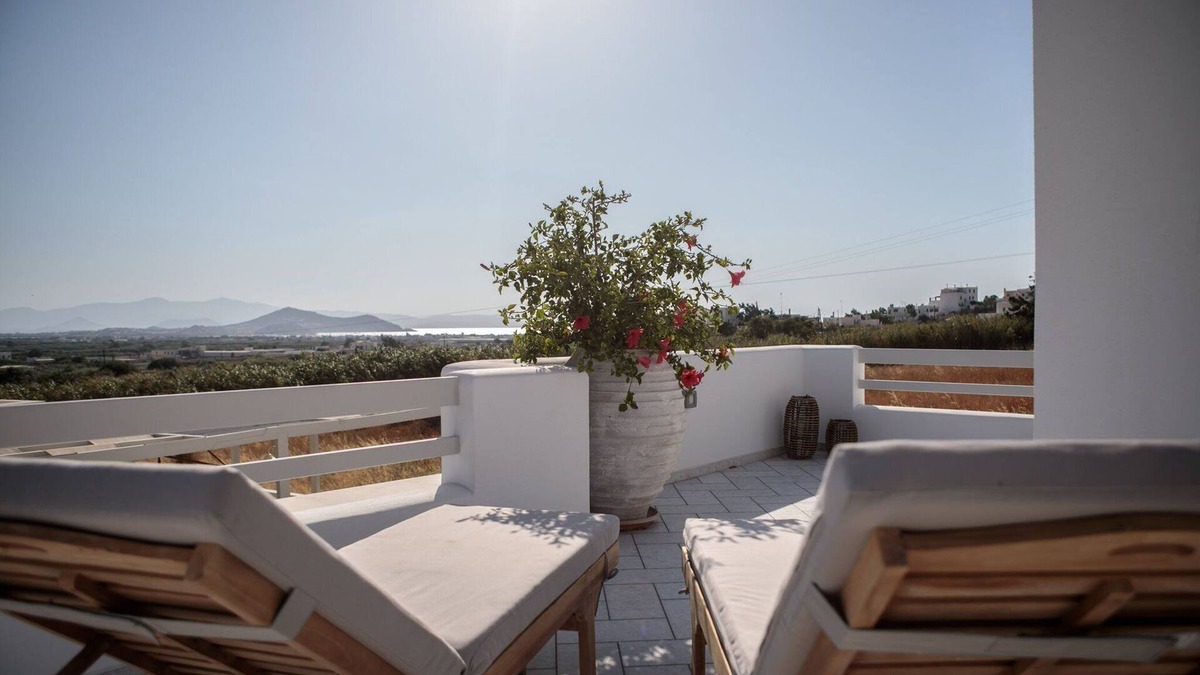 Naxos Town Villa | Beautiful Naxos Villa | Villa Erato | 2 Bedrooms | Private Terrace & Outdoor.
