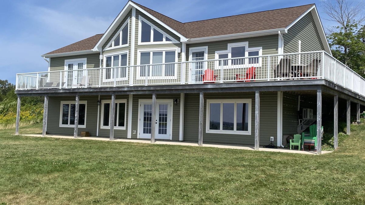 Tracadie House | Beautiful New 5 Bedroom Waterfront Home With Over 3000 Sq. Ft Of Living Space!