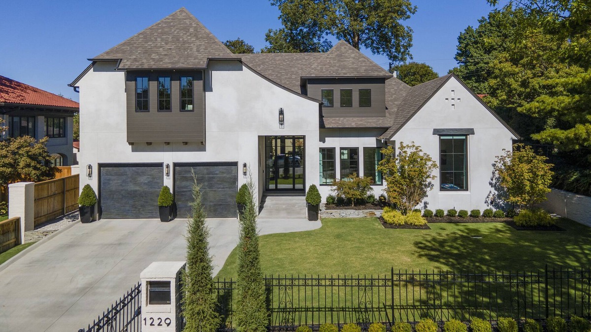 Maple Ridge House | Beautiful new build in the heart of historic Maple Ridge!