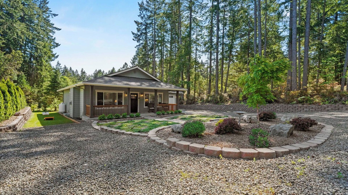 Artondale House | Beautiful new build home in historic Gig Harbor Wa.