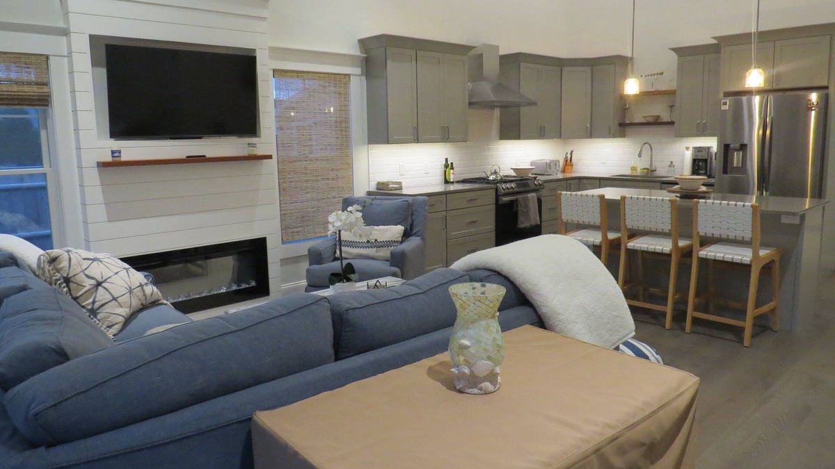 North Eastham House | Beautiful New Condo with Private Heated Plunge Pool