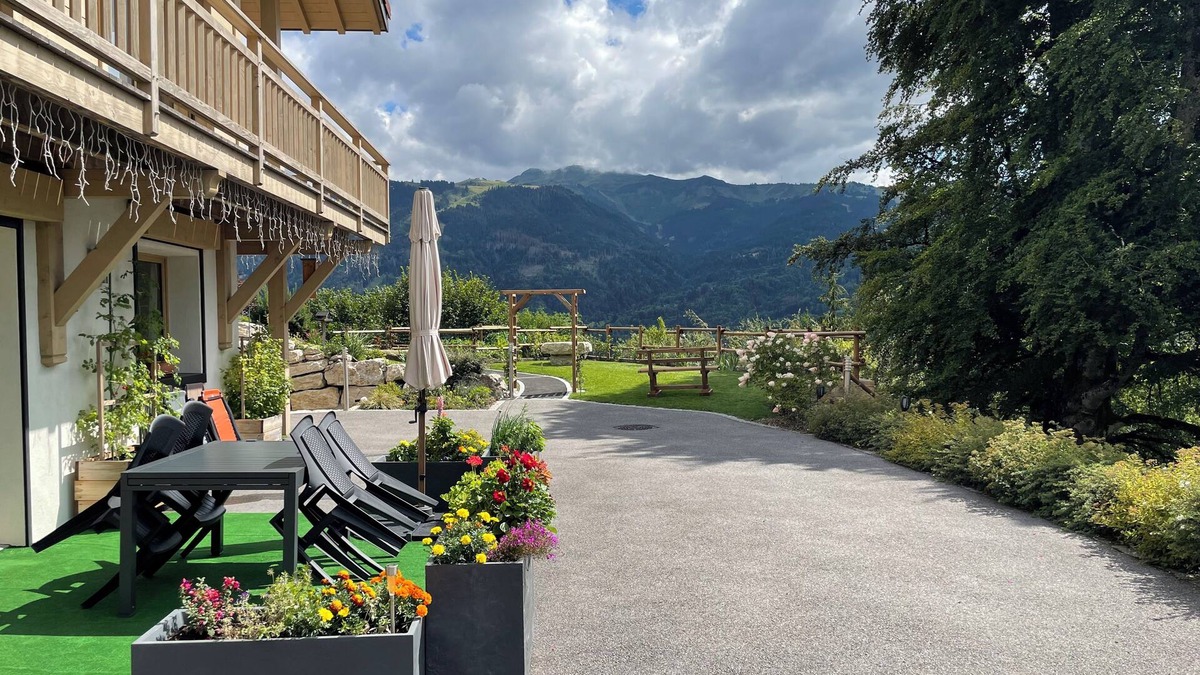 Verchaix Apartment | Beautiful new, cozy apartment near Morillon, Samoëns