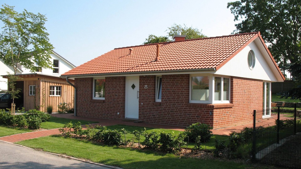 Kappeln Cottage | Beautiful new holiday home with a large garden