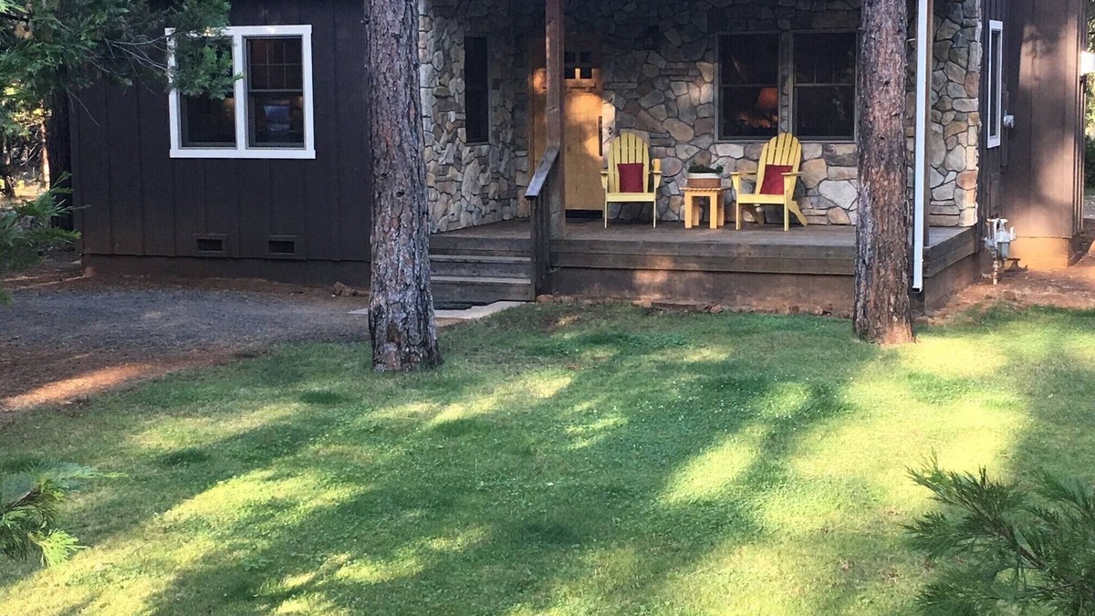 Burney House | Beautiful New Home in Forest-like setting
