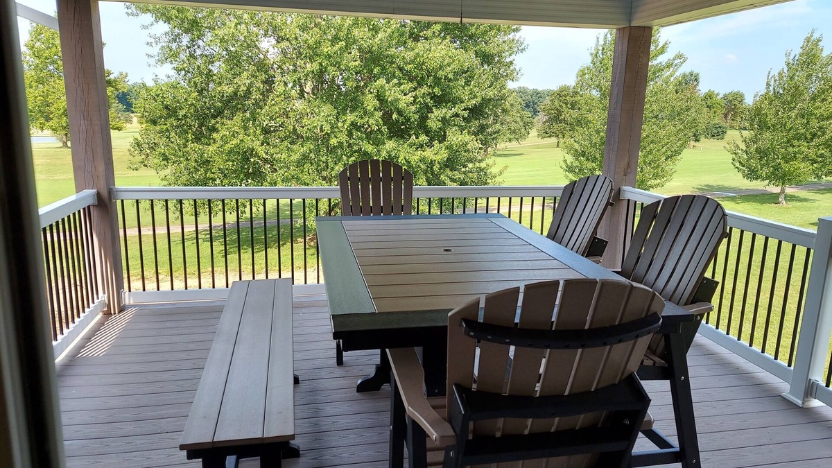 Apple Valley House | Beautiful new home on golf course