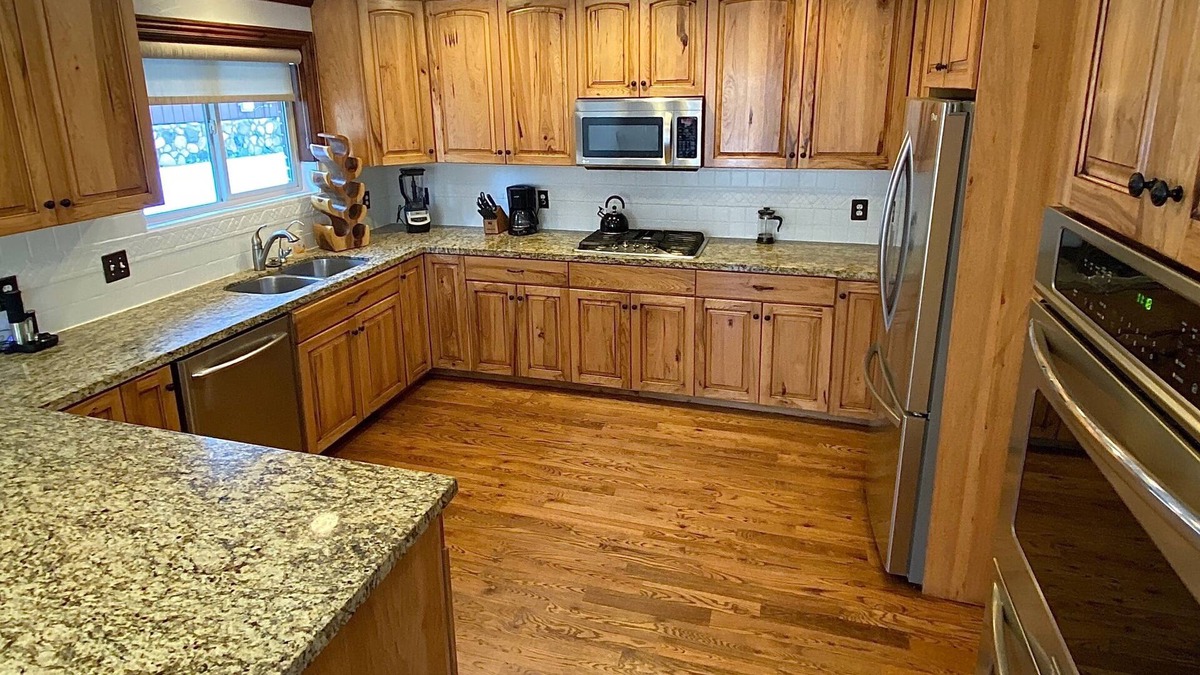 Sandy House | Beautiful, newly renovated 4200 sq ft home at base of little cottonwoods