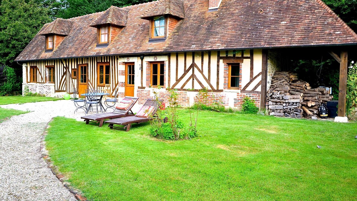 Auvillars House | Beautiful Norman Longère