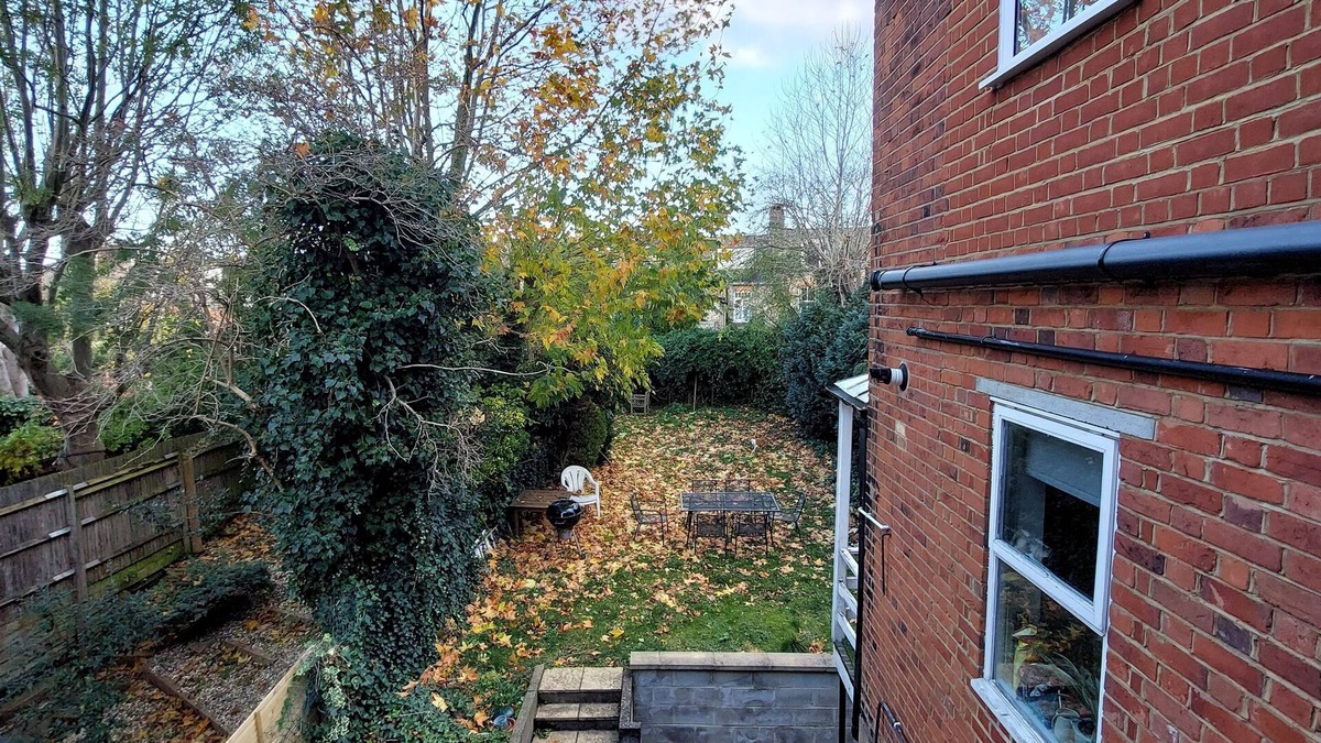 Stroud Green Apartment | Beautiful North London Flat with Gorgeous Views and a Quaint Neighborhood