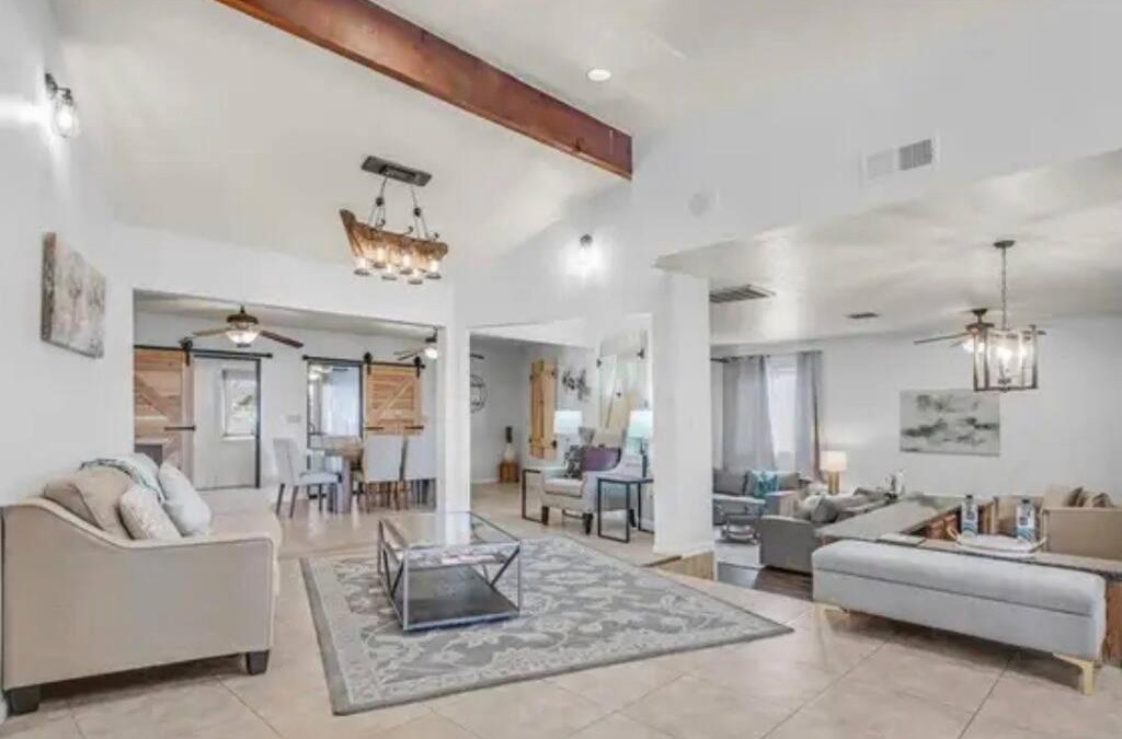 Black Mountain House | Beautiful Oasis with rv or boat parking