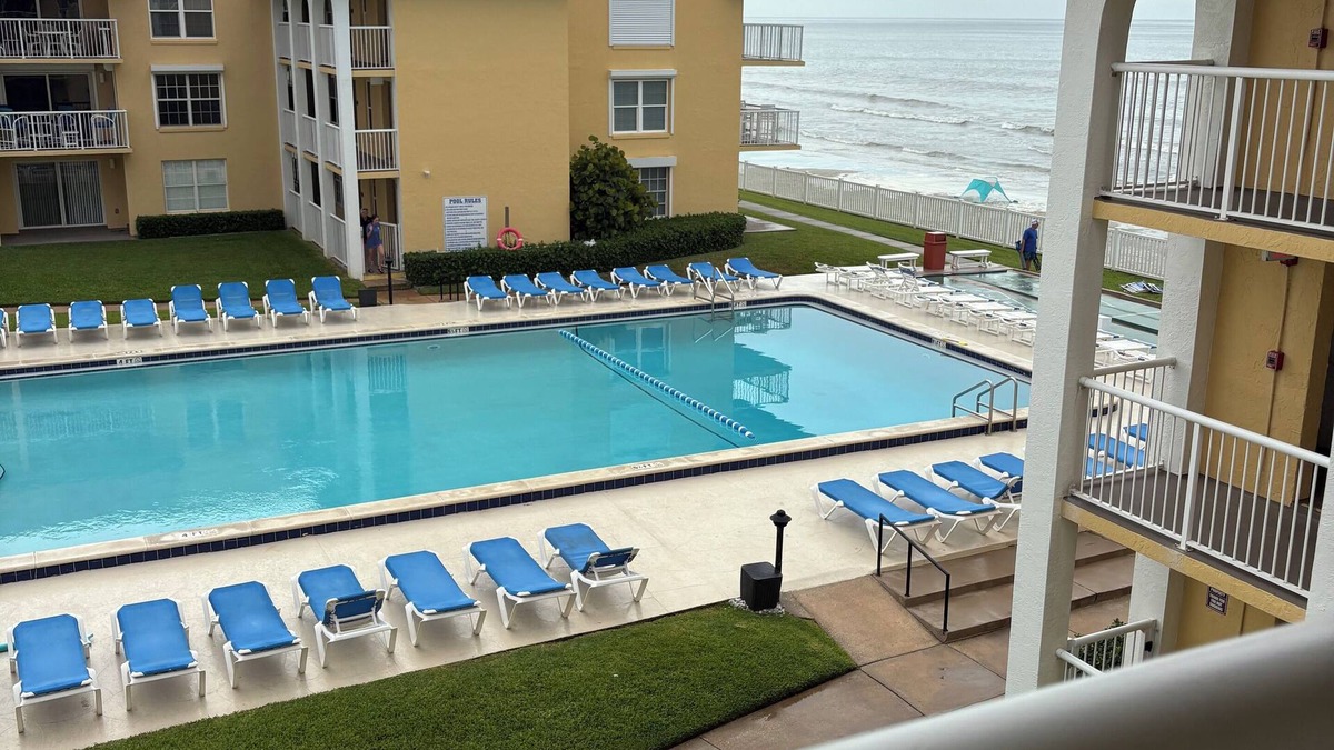 Point East Condo | BEAUTIFUL OCEANFRONT CONDOMINIUM - NEW SMYRNA BEACH