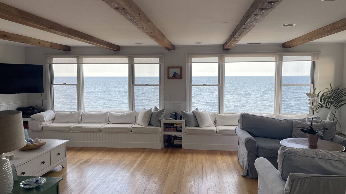 Brant Rock House | Beautiful Ocean Beachfront 3 Bedroom Home