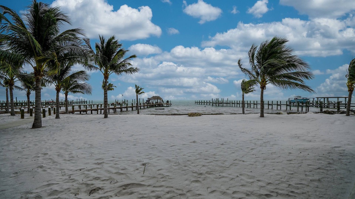 Plantation Key House | Beautiful Ocean Front Beach House in Islamorada.