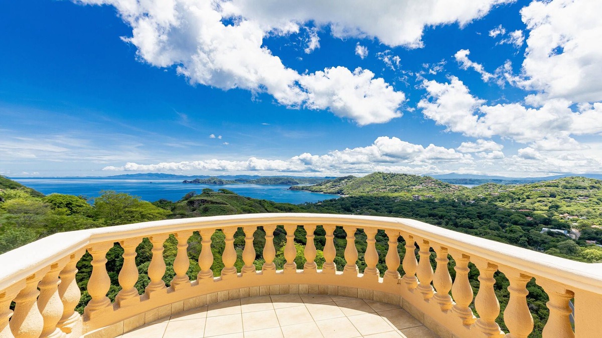 Playa Hermosa Condo | Beautiful Ocean View Penthouse 2 bedroom 2.5 bathroom - Casa Q