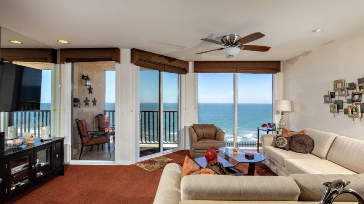 Solana Beach Condo | BEAUTIFUL OCEAN VIEW-STEPS TO THE BEACH