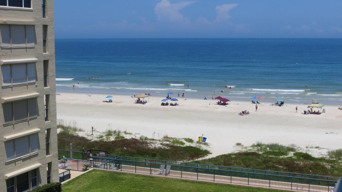 Ponce Inlet Condo | Beautiful Ocean view Condo on the Beach