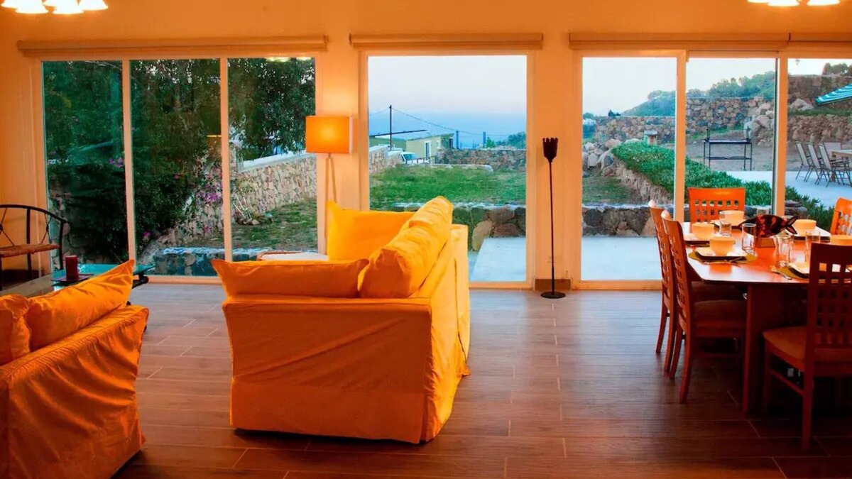 El Sauzal House | Beautiful Ocean views at Quinta la Mexicana 10 pplnn