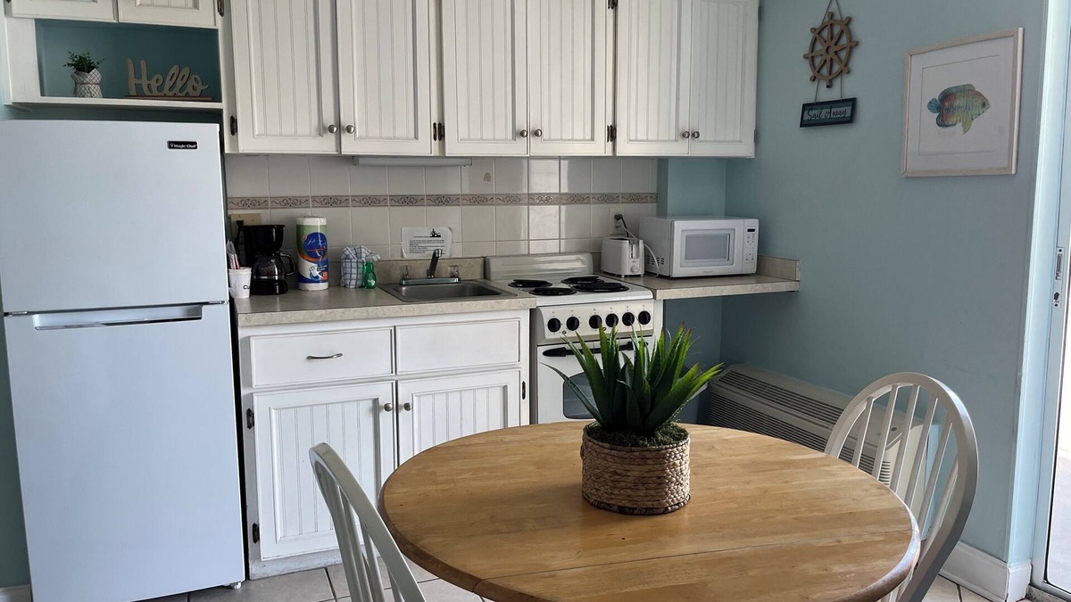 South Peninsula Historic District Resort | Beautiful Oceanview with Queen size bed unit 317