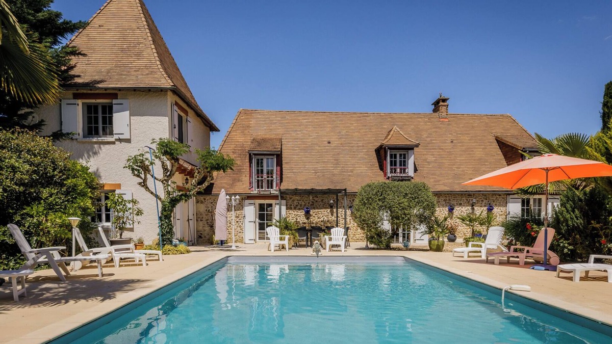 Lacropte House | Beautiful old stone house with private heated swimming pool
