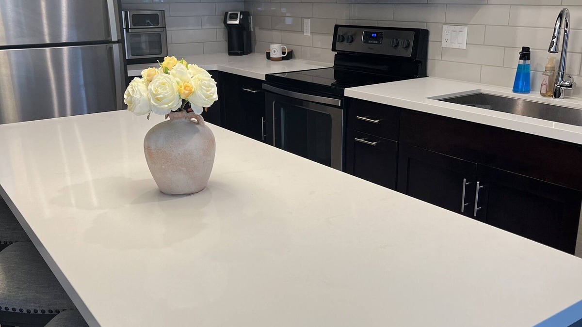 New Hope Apartment | Beautiful one bedroom condo with impressive amenities!