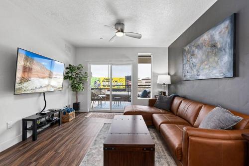 Downtown Salt Lake City Apartment | Beautiful, Opulent Central City 1BD1BA- Amenities!