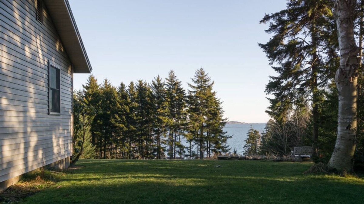 Mid-Coast and Islands House | Beautiful Orr's Island Home with Rooftop Deck and Stunning Ocean Views