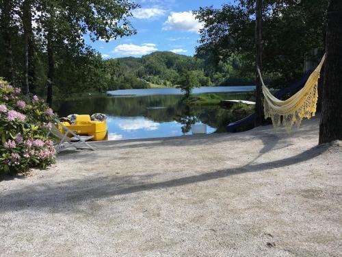 Fotlandsvag House | #Beautiful outdoor area and cozy small cottage#