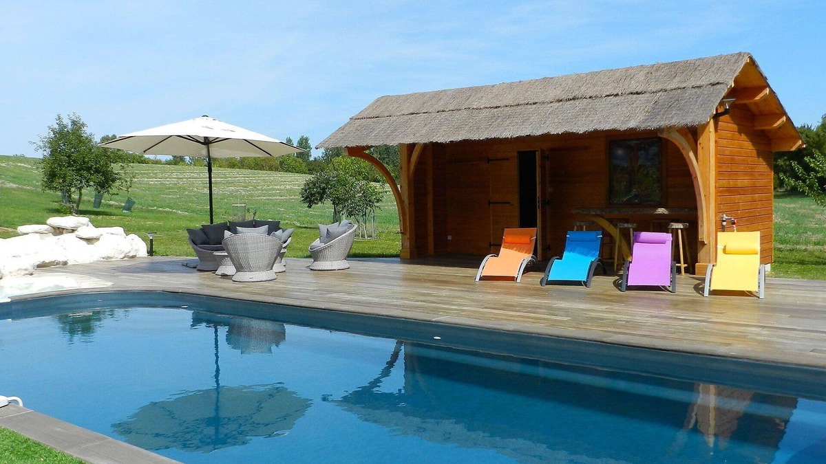 Monflanquin House | Beautiful private villa for 8 guests with WIFI, private pool, TV, terrace, pets allowed and park.