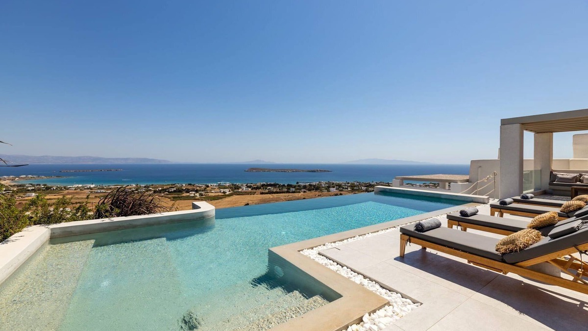 Chrissi Akti Villa | Beautiful Paros Villa | Villa Katherine | 5 Bedrooms | Access to Pool &.