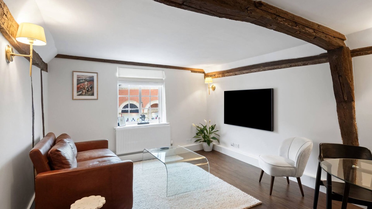 Braintree Apartment | Beautiful period property in historic town