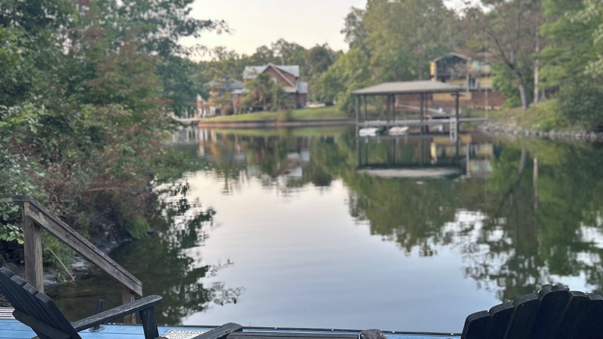 Jacksons' Gap House | Beautiful Pet friendly waterfront on lake Martin!nWelcome to “Driftwood Vista”