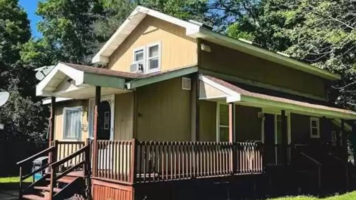 Stow House | Beautiful Pet friendly cottage by the Stow Ferry