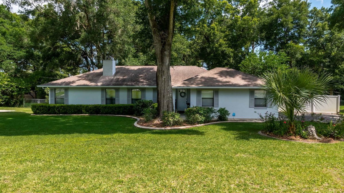 Ocala House | Beautiful Pool Home Near WEC (Horse Country) & Springs