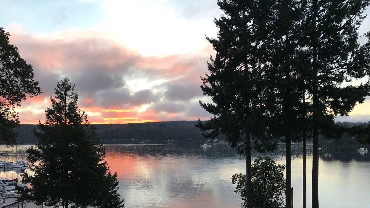 Port Ludlow Condo | Beautiful Port Ludlow Penthouse Water View Condo